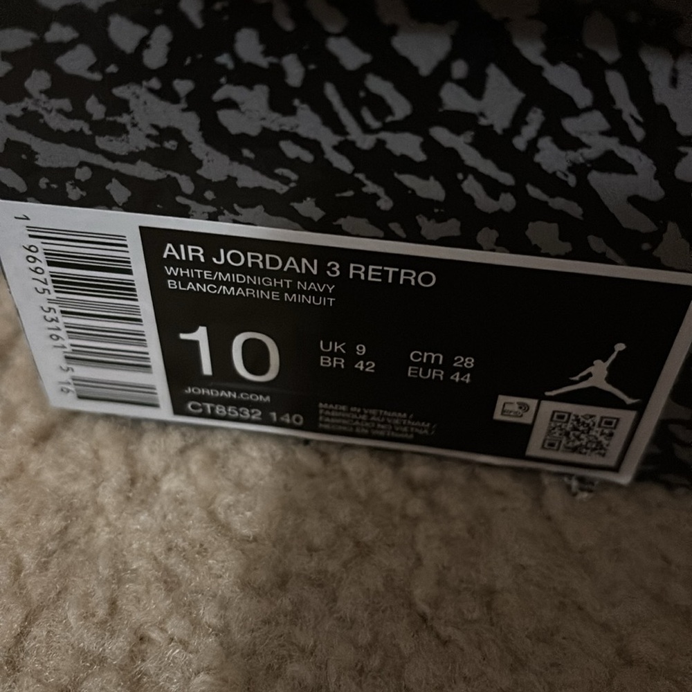 Jordan White and midnight navy Retro Sneakers - Picture 2 of 9